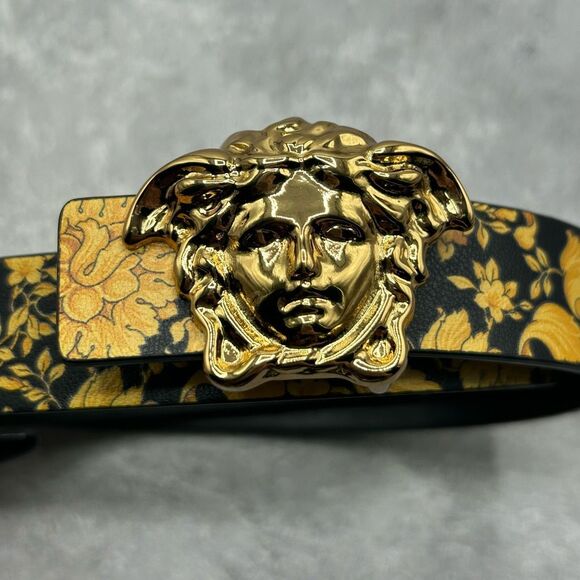 NWT Versace Teens La Medusa Hibiscus Print Reversible Belt Size L With Box